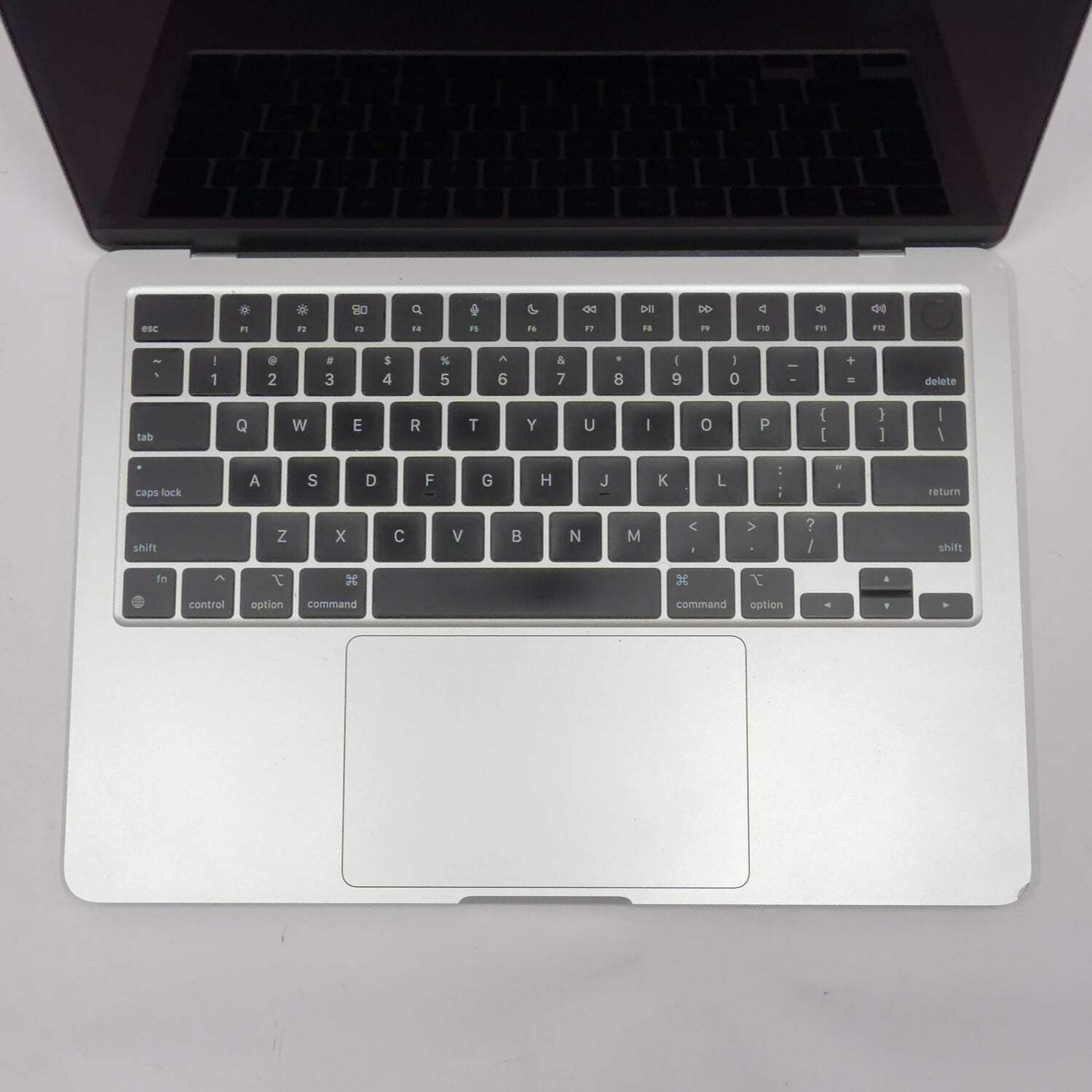 2024 Apple MacBook Air 13.6″ M3 8C GPU 4.0GHz 16GB RAM 256GB SSD MC8H4LL/A
