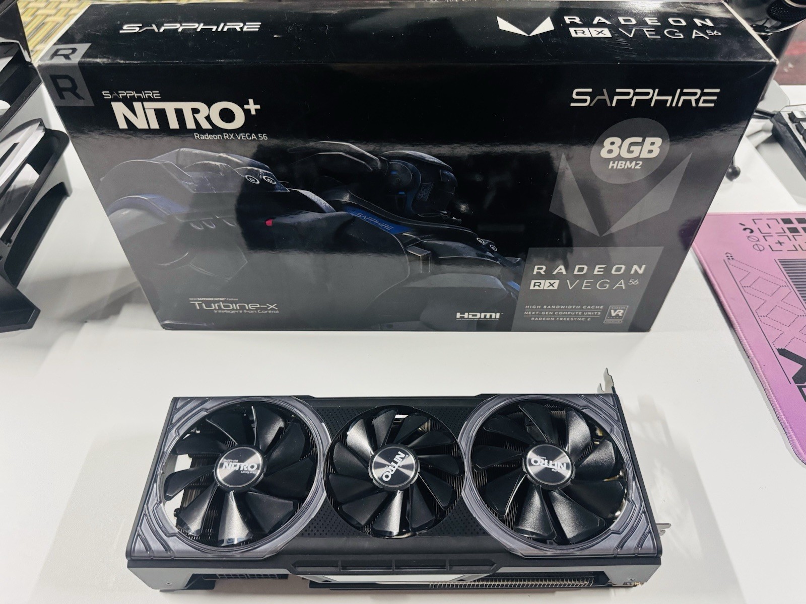 SAPPHIRE NITRO + Radeon RX Vega 56 8GB HBM2 PCI Express 3.0