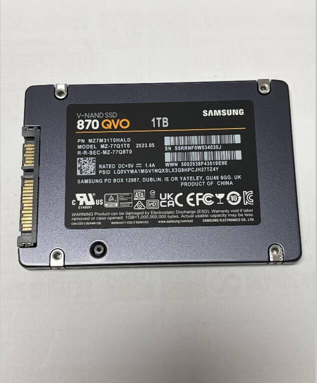 Samsung 870 QVO 1TB 2.5” SATAIII Internal SSD MZ-77Q1T0 1TB 3D V-NAND 7mm
