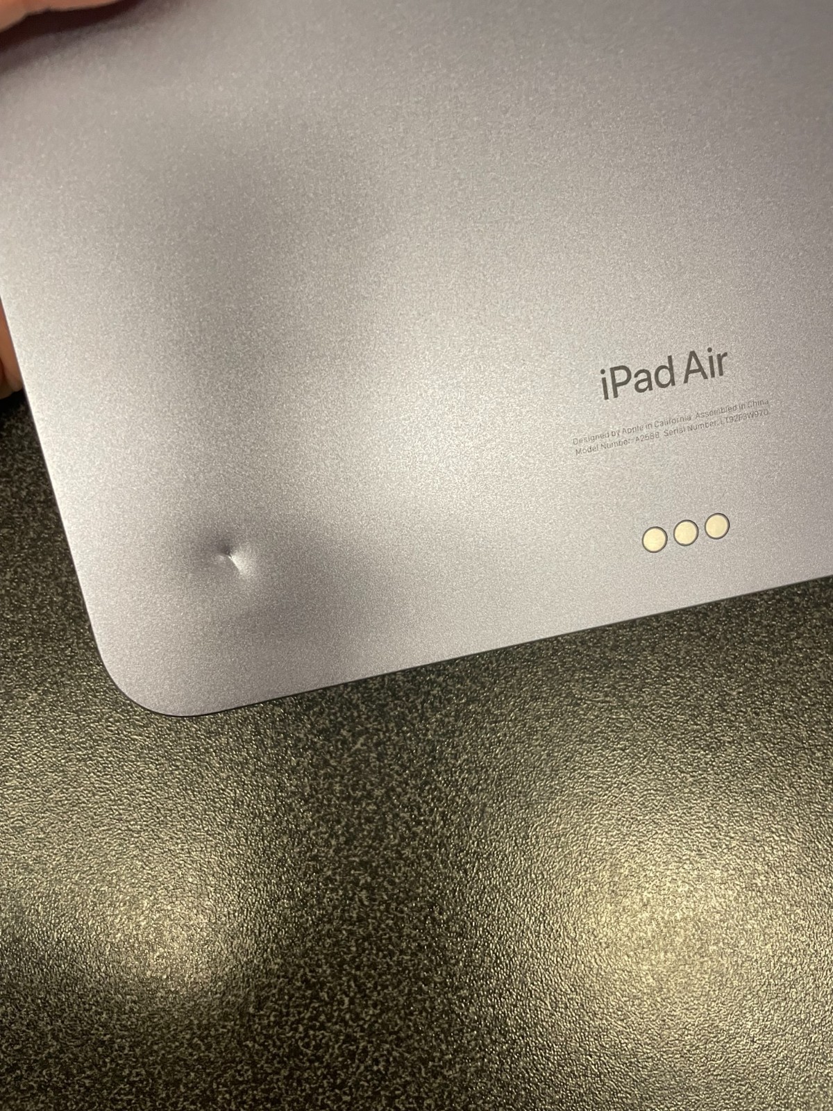 Apple iPad Air 5th Gen Wi-Fi, 10.9in – 64GB – Fair condition