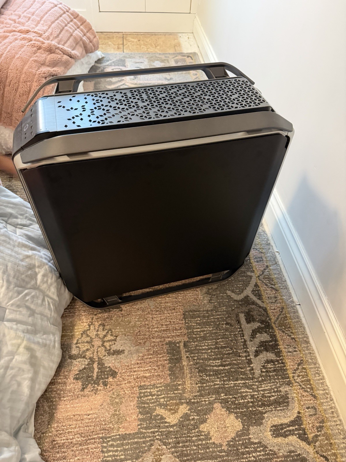 Cooler Master COSMOS C700M Full Tower Case – Gray/Silver/Black