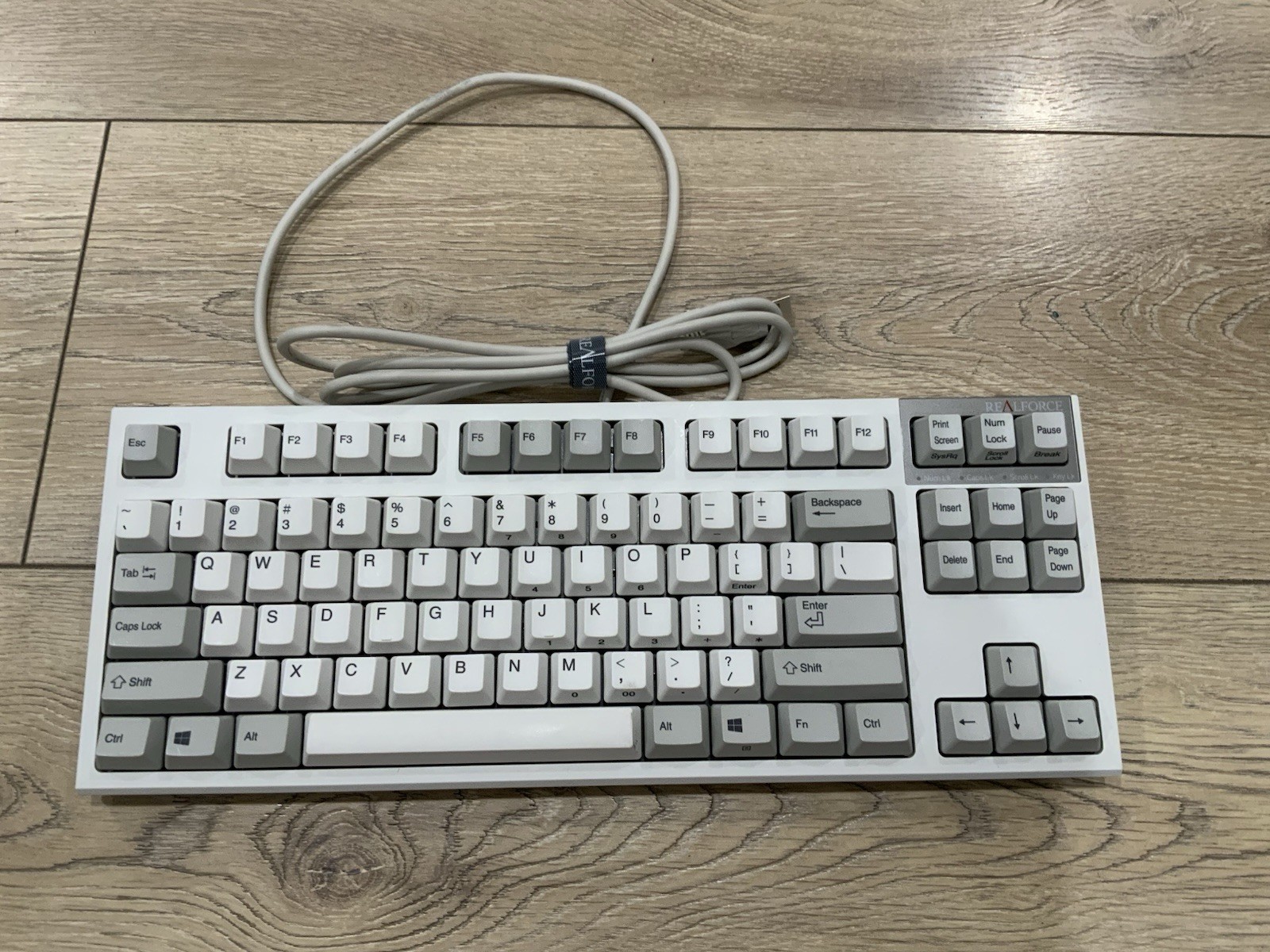 Realforce R2 TKL 55g Topre switch Ivory/White R2TL-US5-IV discontinued keyboard