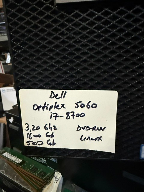 Dell OptiPlex 5060 Mini Tower Intel I7 8700 3.20Ghz 16GB 500GB DVDRW Linux