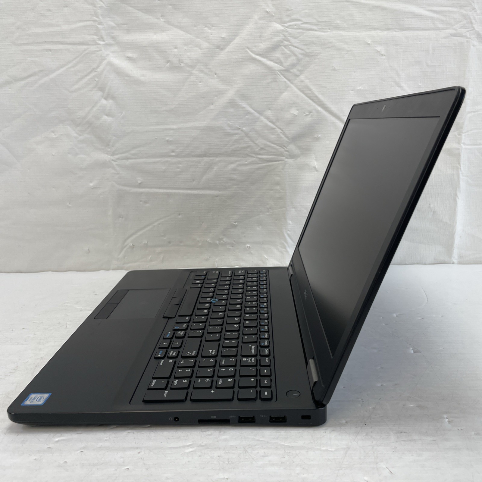 Dell Latitude E5570 15.6″ Intel i5-6440HQ 2.6GHz 8GB RAM 500GB HDD Win10 Pro