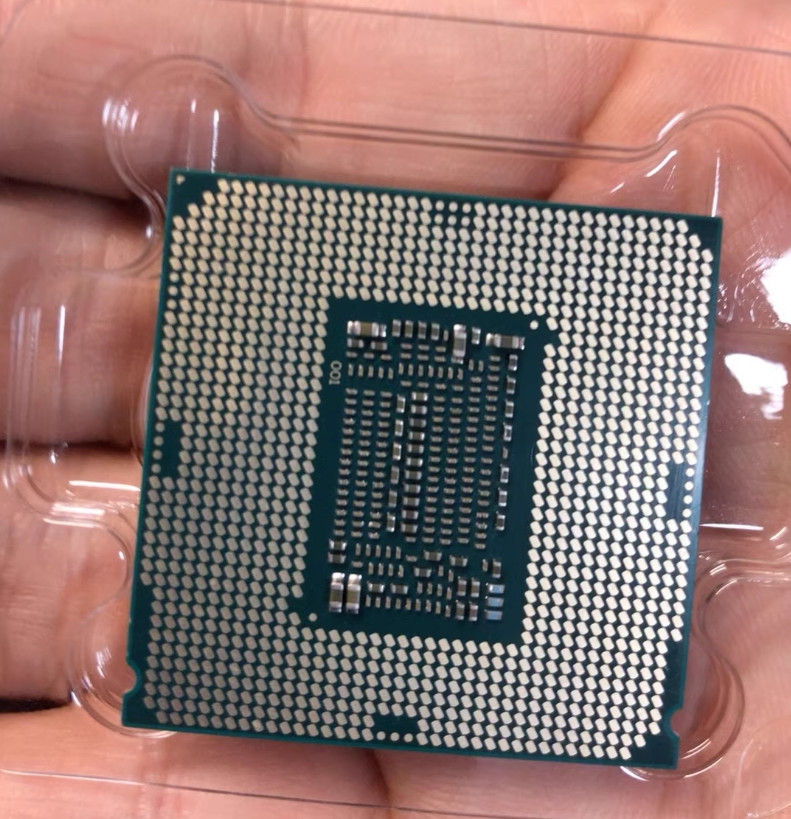 8th Gen Intel Core i7-8700T 2.4 GHz 6Core LGA1151 12MB Cache CPU Processor SR3WX