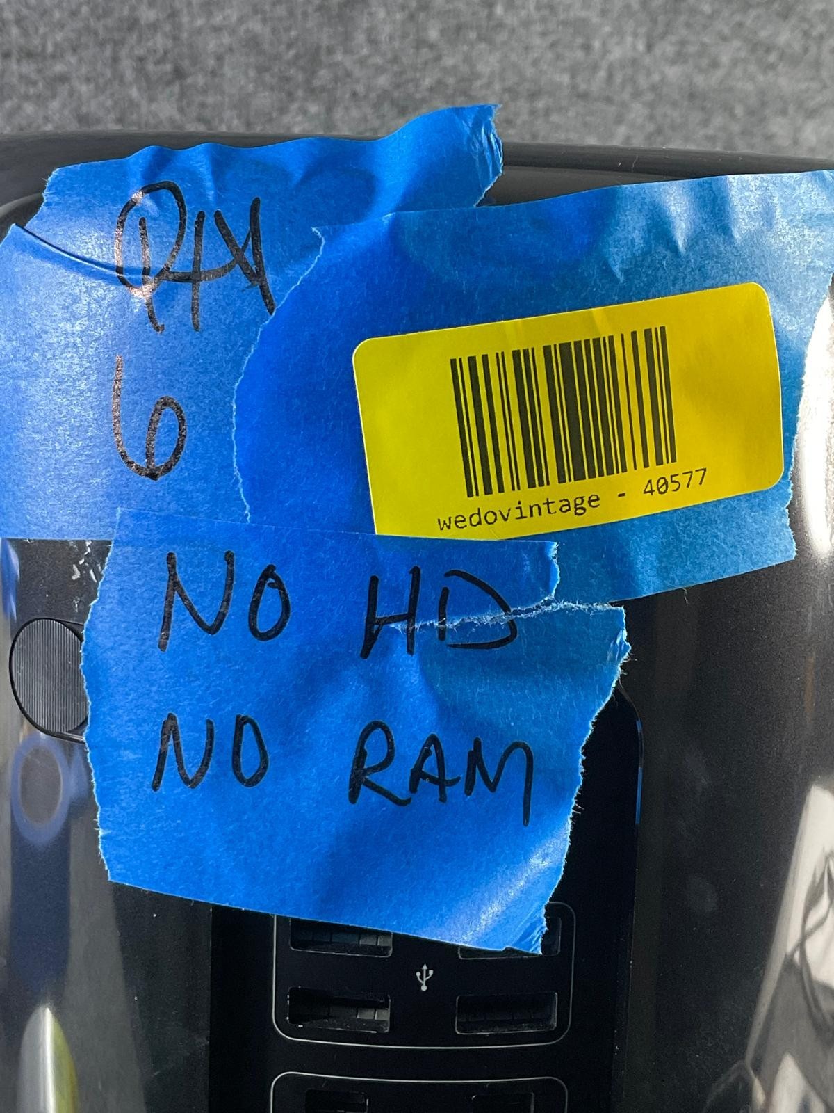 Apple Mac Pro A1481 Xeon E5 3.7GHz Quad Core SSD 40577