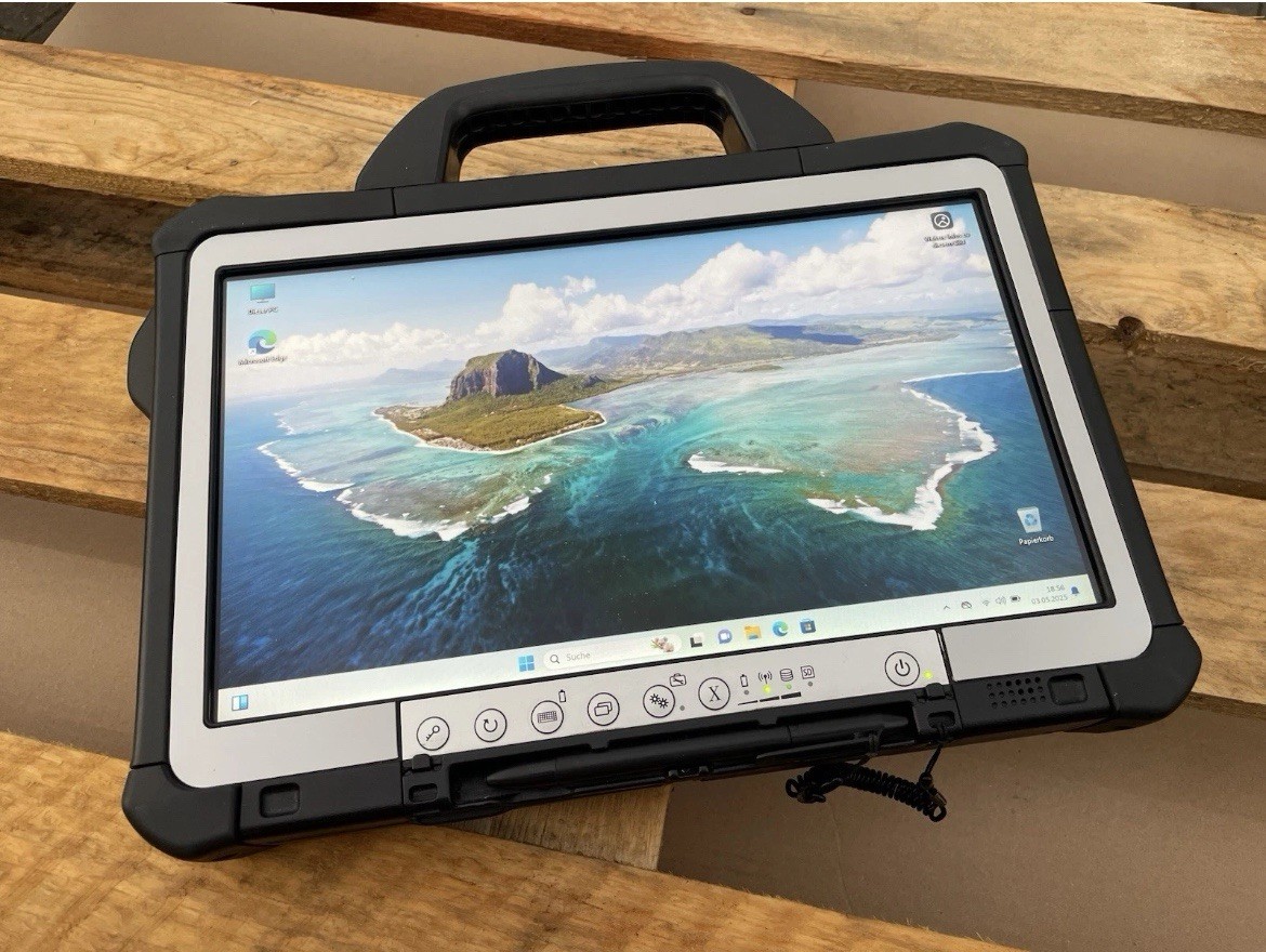 Panasonic CF-D1 MK3,Touch,i5-6300U,2.4GHz,16GB,512GB,100 Hours,DEMO