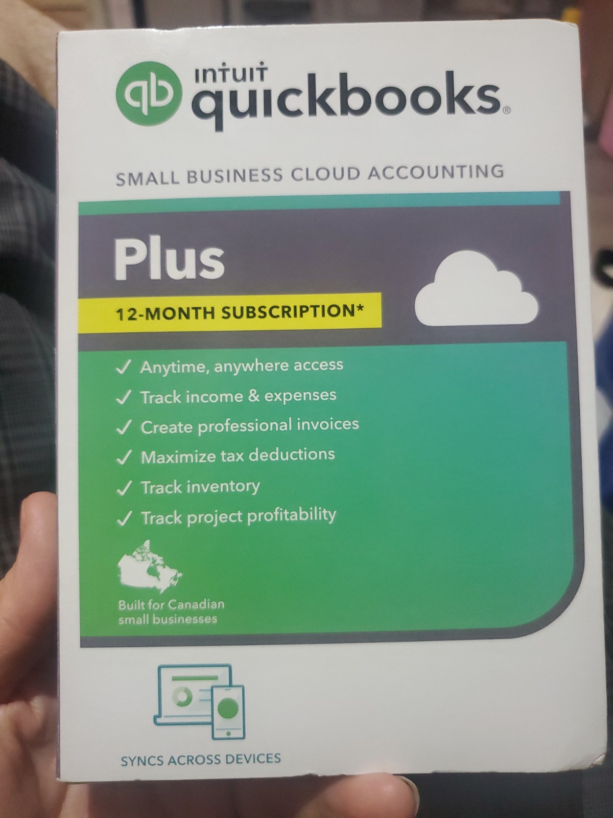 Intuit Quickbooks Plus 2023 12-Month Subscription (Canadian Version)