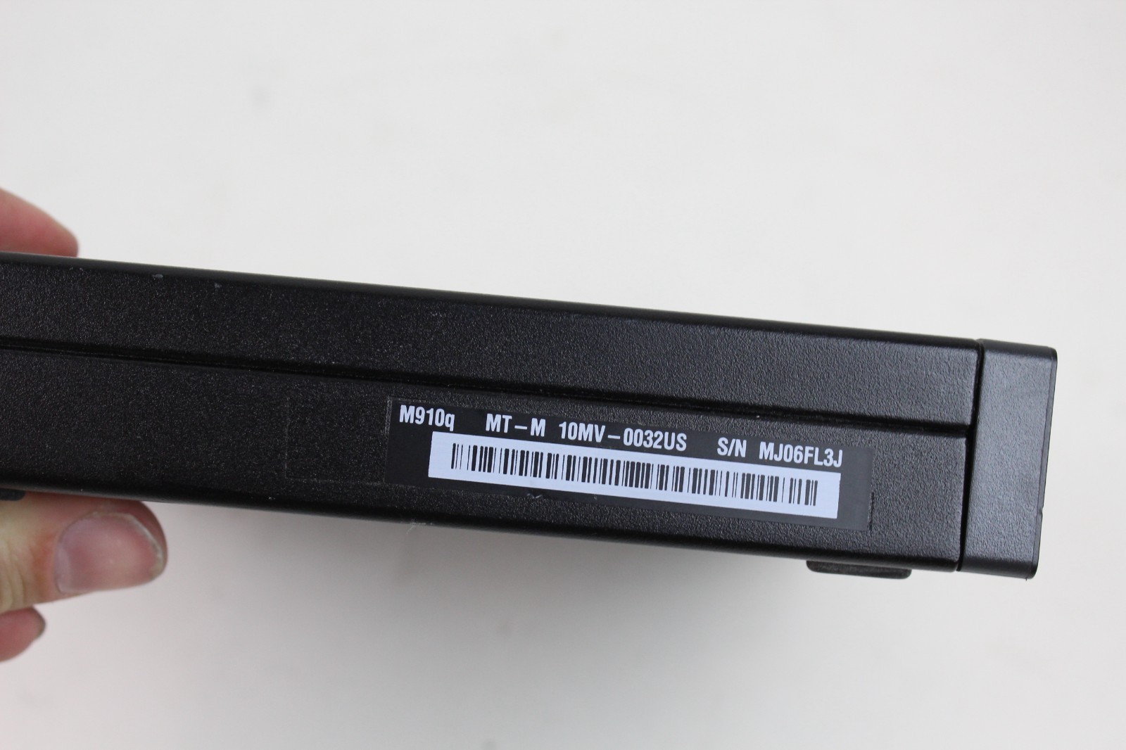 Lenovo ThinkCentre M910q Tiny Core i5-6500T 8GB RAM NO HDD