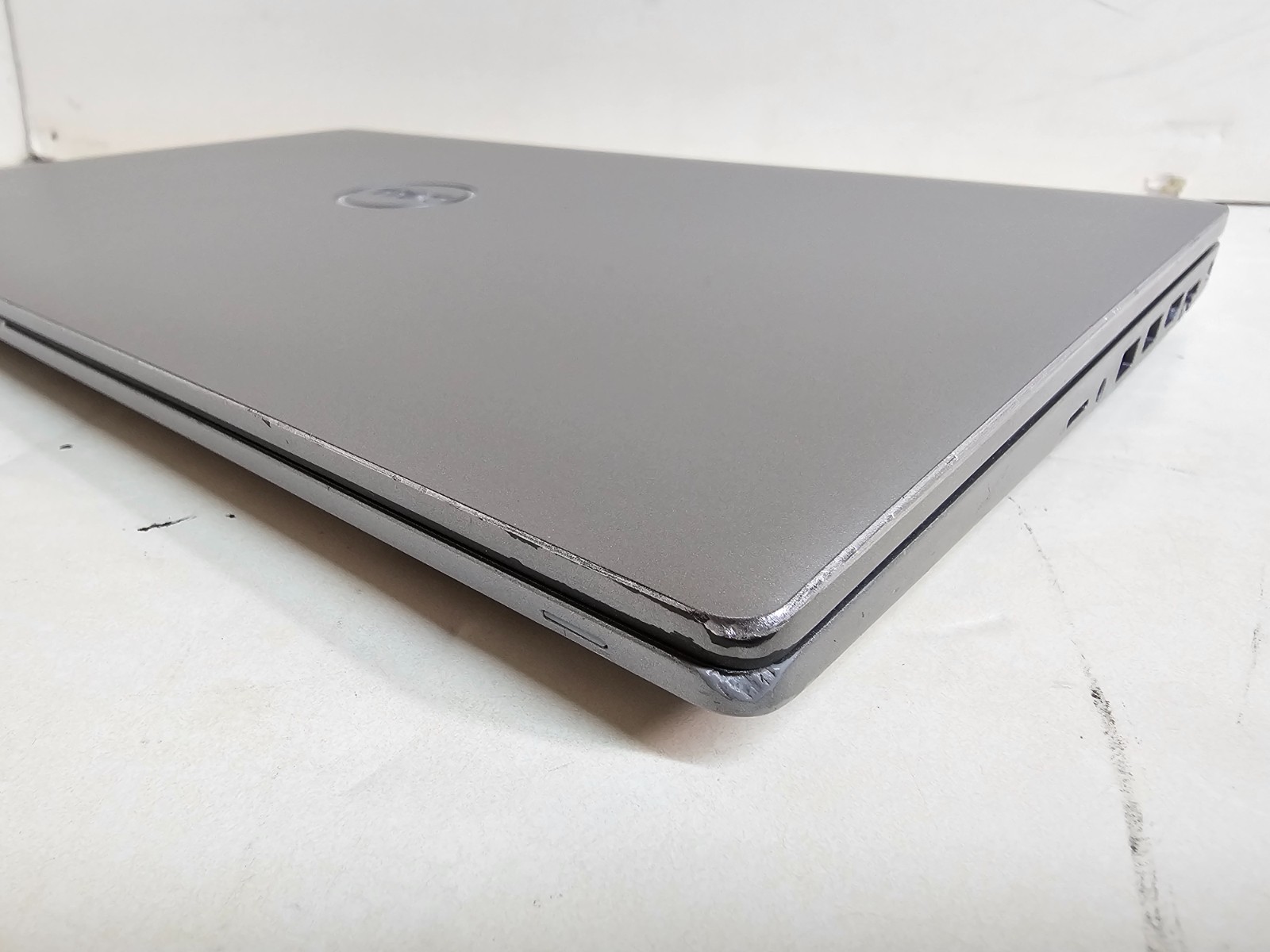 Dell Latitude 5520 Laptop – 2.6 GHz i5-1145G7 16GB 512GB 15.6″ Touchscreen SP11