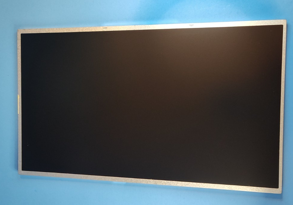Dell Latitude E5520 E5530 Laptop 15.6″ 1366×768 40p Matte LED LCD Screen SCRATCH