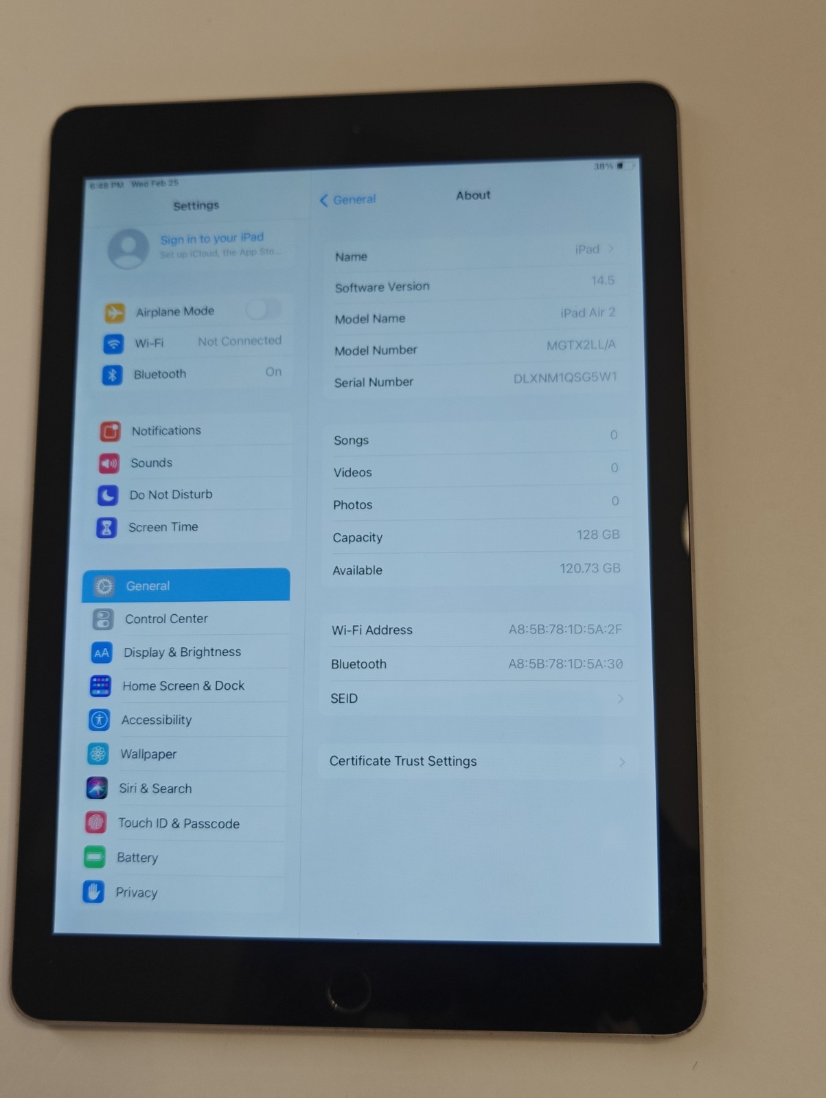 Apple iPad Air 2 9.7″ 128 GB WiFi -Very Good-BH 89% *minor issue* #i801