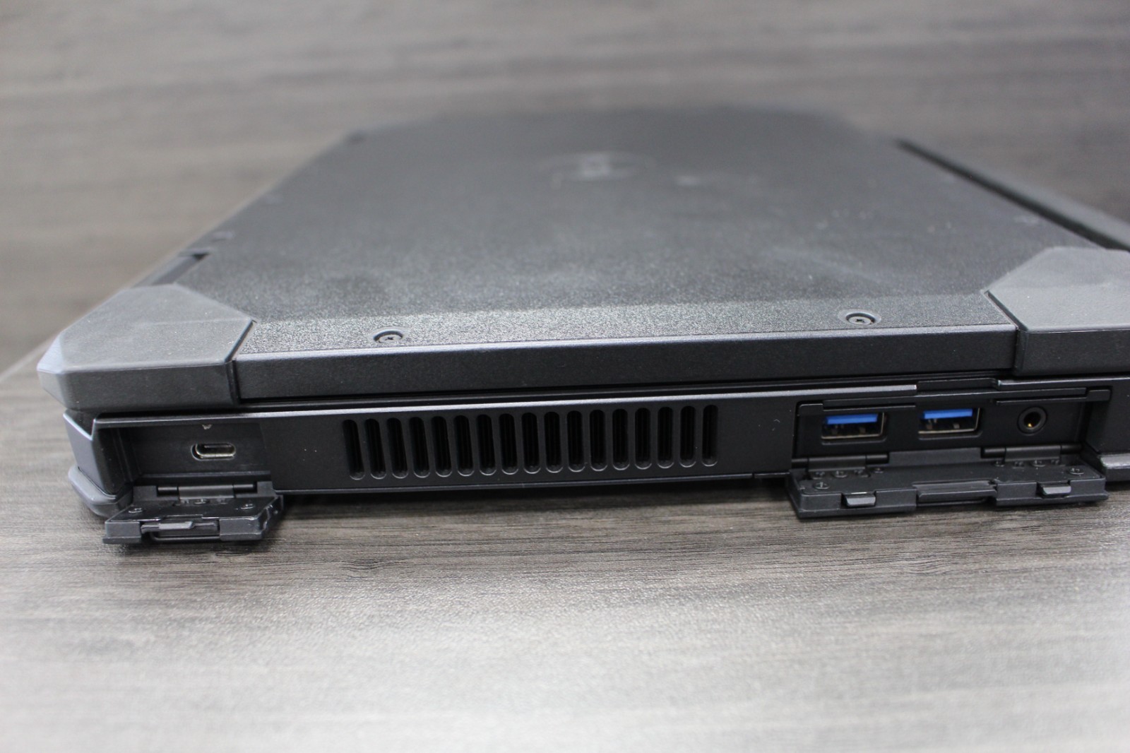 Dell Latitude 5420 Rugged 14” Touch, i7-8650U, 32GB, 256GB, AMD Radeon RX 540