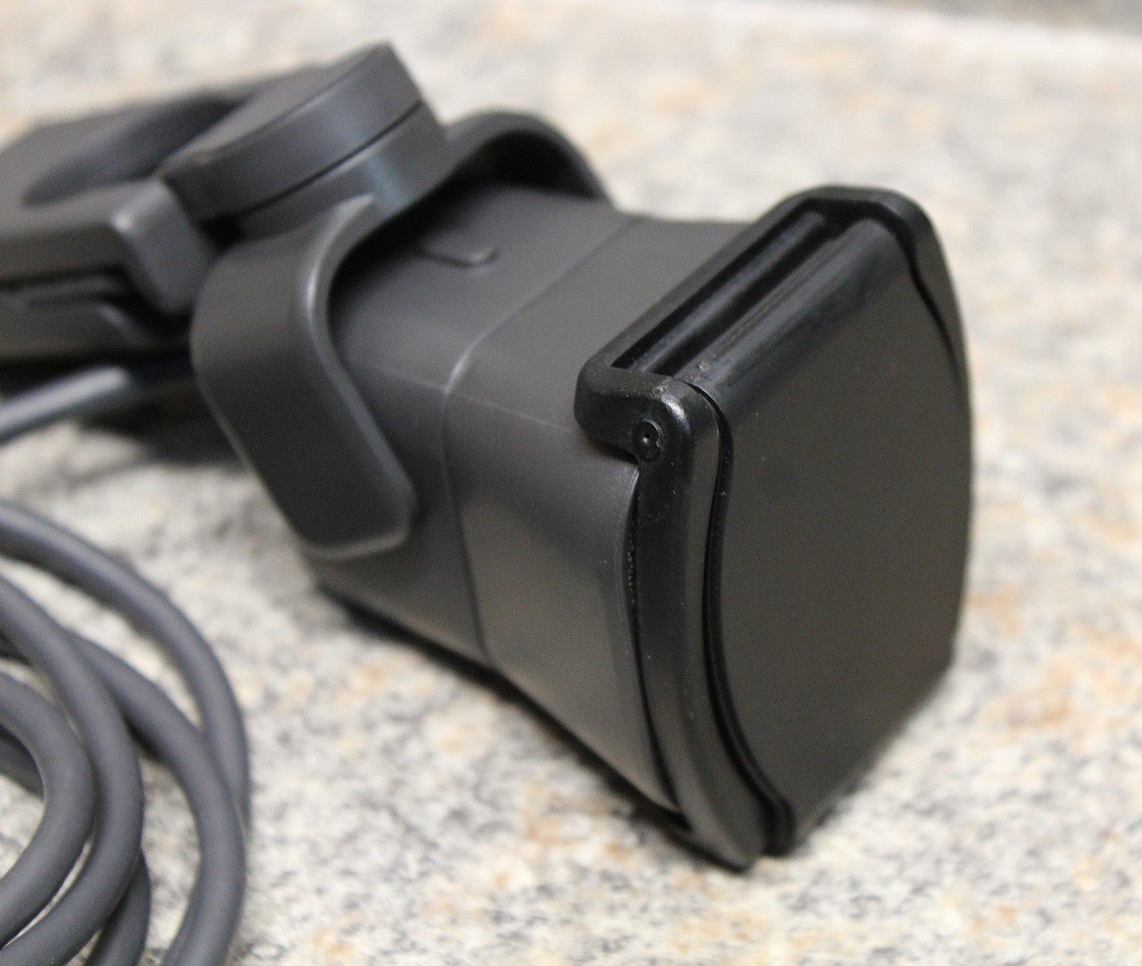 Logitech StreamCam Plus Camera With Mount