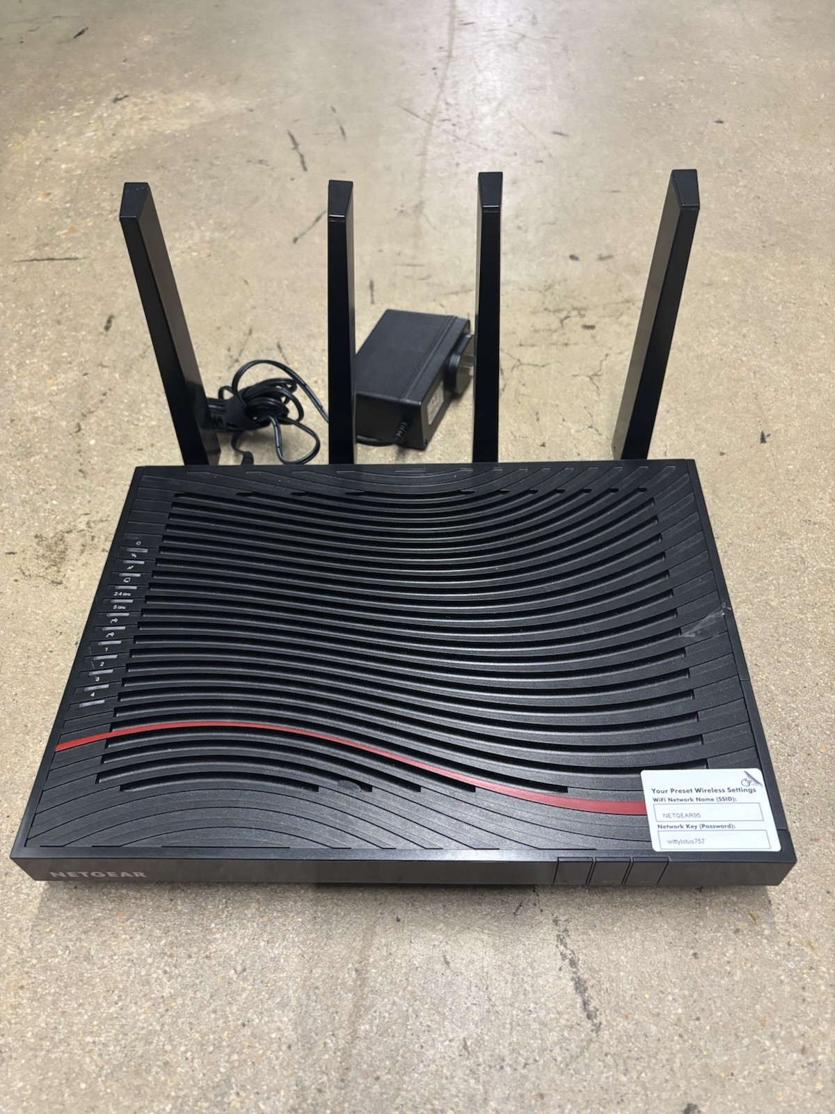 NETGEAR – C7800 – Nighthawk X4S AC3200 Cable Modem Wi-Fi Router