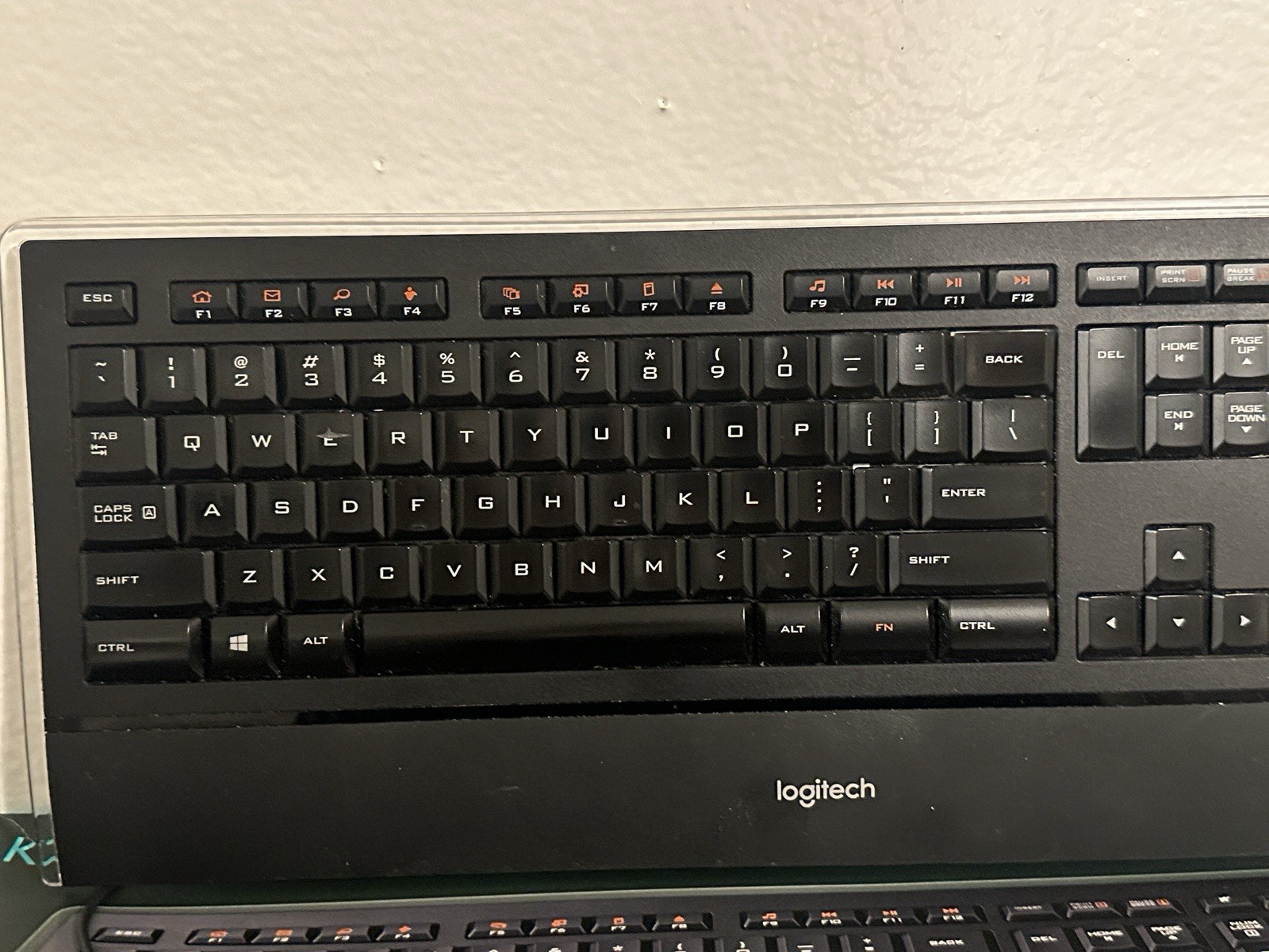 Logitech K740 Illuminated Wired Keyboard 920-000914 Mild Usage With Box