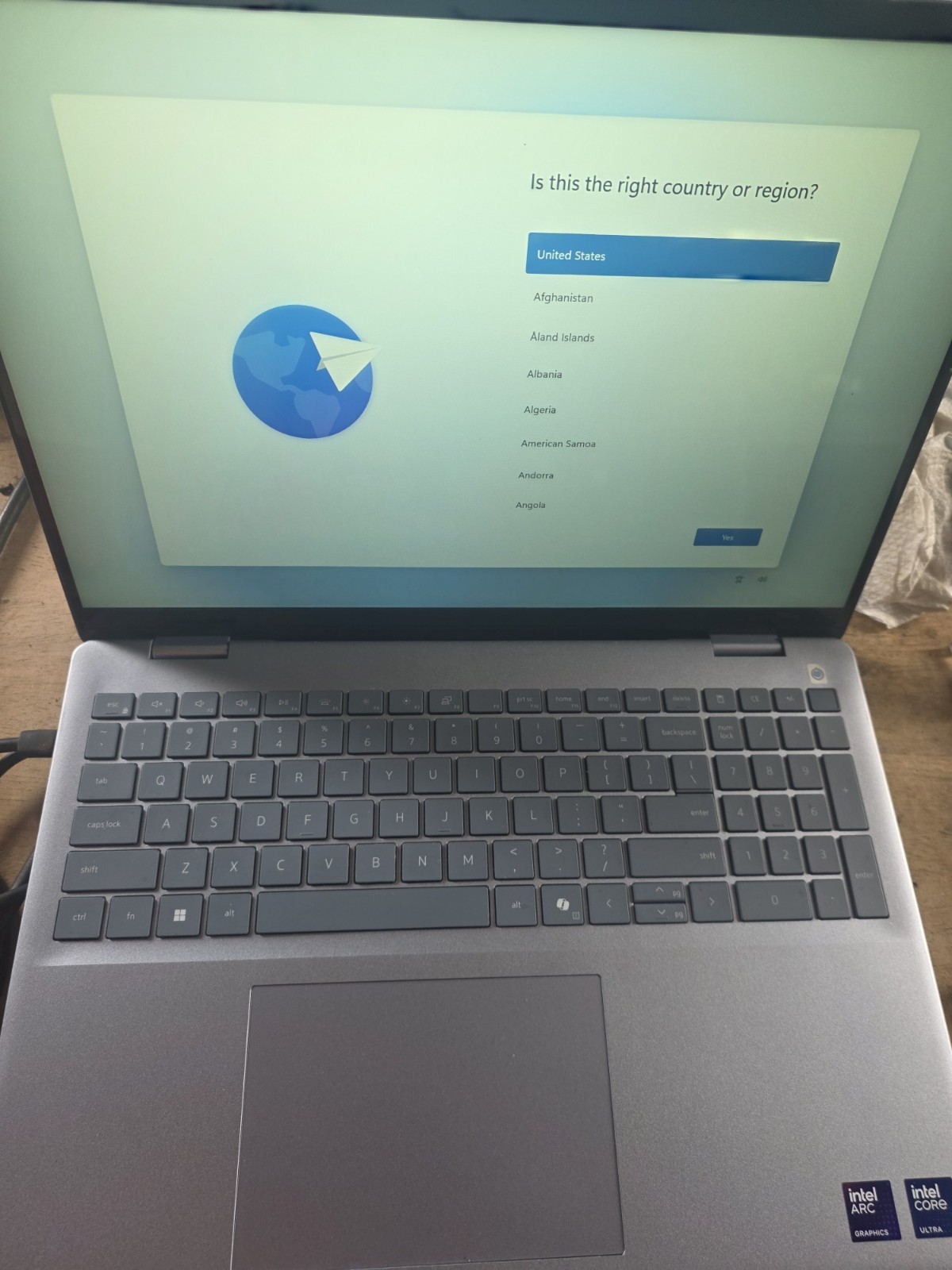 Dell 16 Plus DB16250 16 Silver FHD 3.3 GHz Ultra 7 258V 32GB 1TB SSD Arc 140v A
