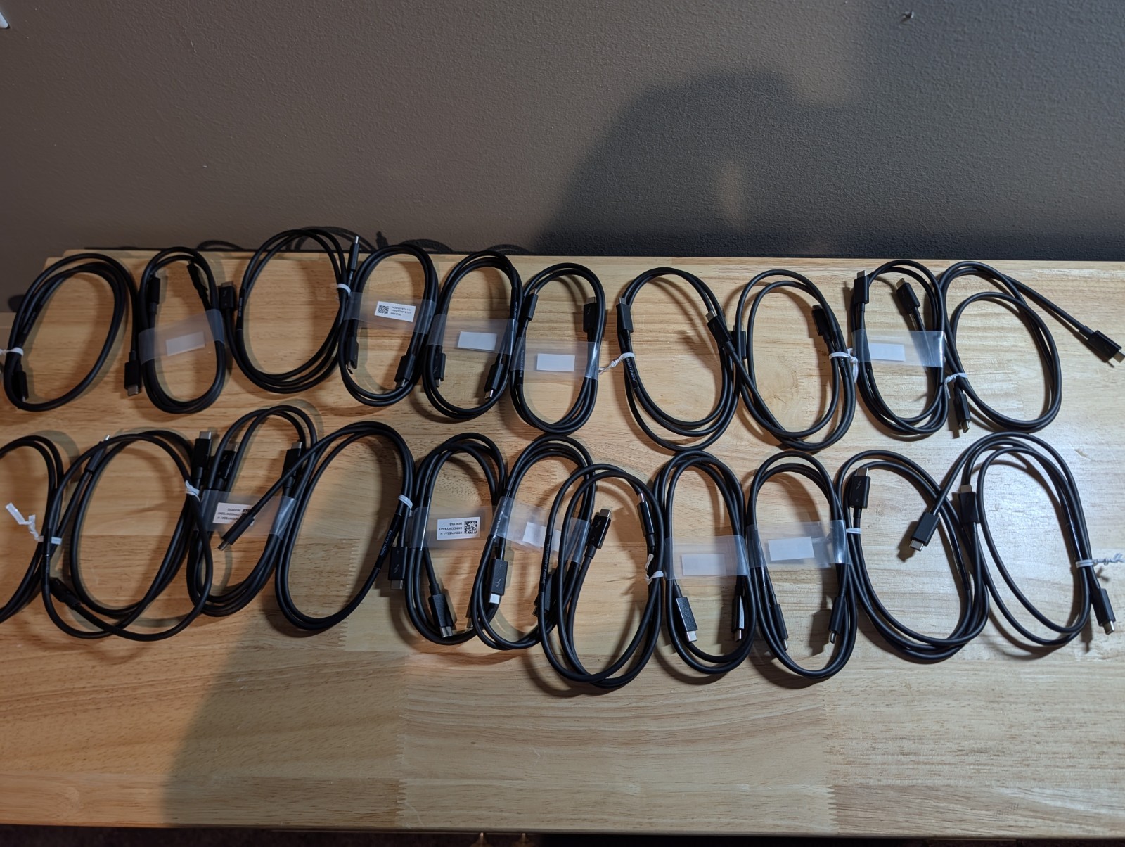 Lot of 20 Dell Thunderbolt 4 Cables 3ft 100w 4k/8k NDDWY-SA10-569