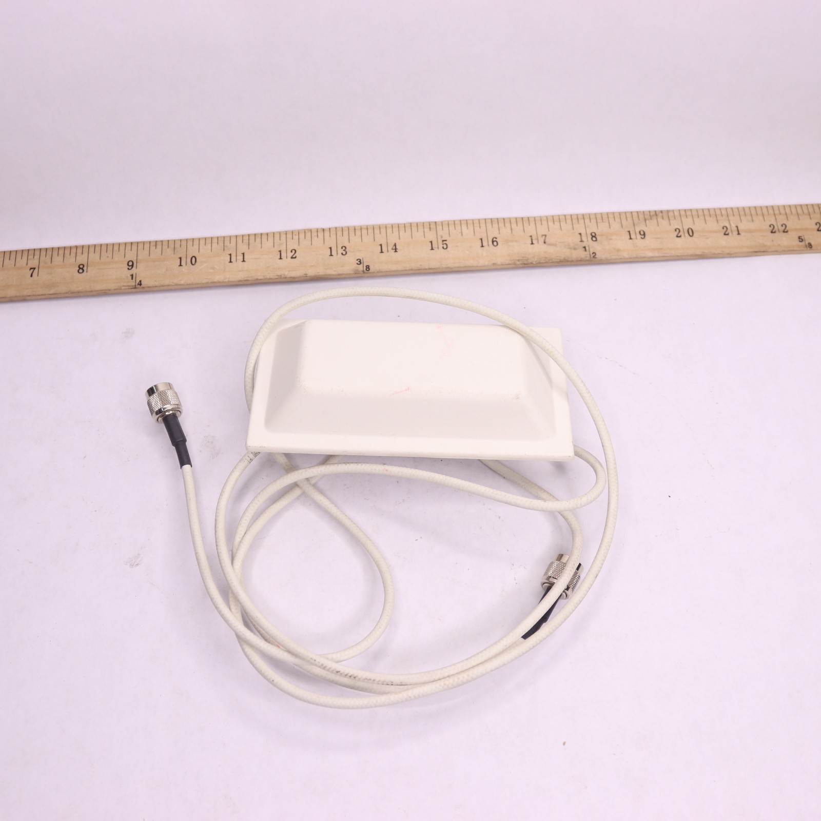 Omni Directional Ceiling Mount Antenna White AIR-ANT5959