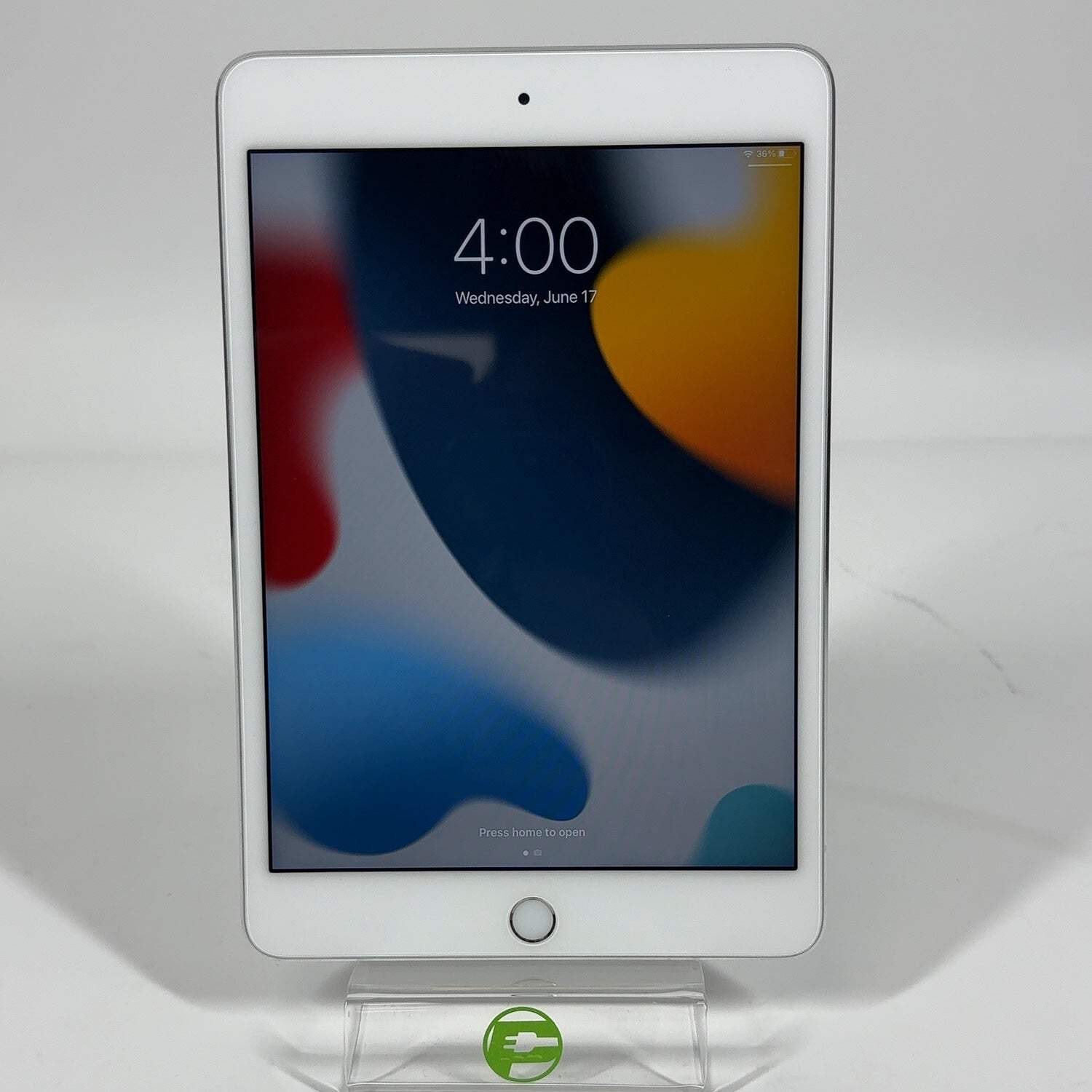 WiFi Only Apple iPad Mini 4th Gen 64GB 15.8.8 Silver MK9H2LL/A