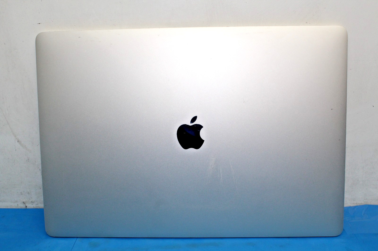 Apple MacBook Pro A2141 2019 16″ I9-9880H 16GB 1TB SSD THAO TOUCHBAR & ID T9-A12
