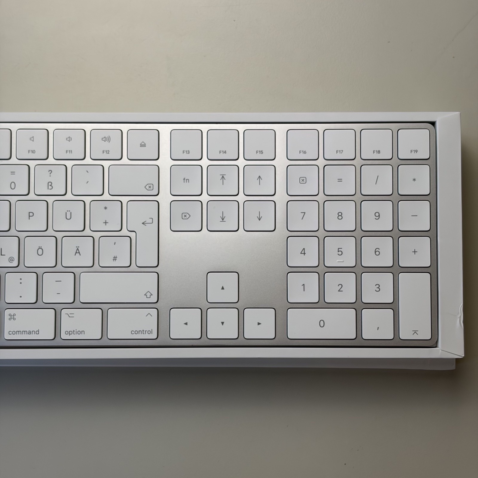 🌟EXCELLENT🌟 Apple Magic Keyboard with Numeric Keypad – White A1843 ⚡️Flash Shipping⚡️
