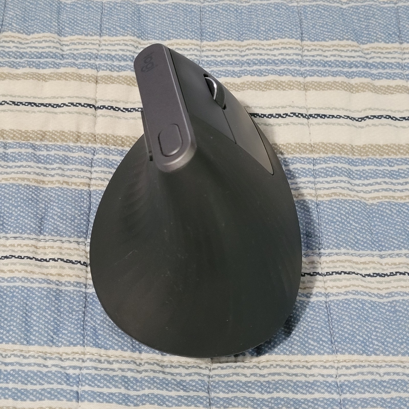 Logitech MX Vertical Advanced Ergonomic Wireless Mouse w/ Box