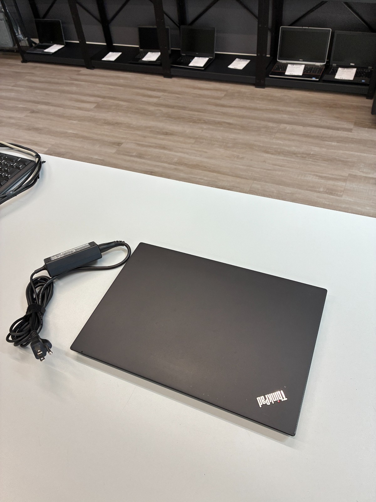 Lenovo ThinkPad T495s: Touch 14″ / Ryzen 7 3700U / RAM 16Gb / SSD 512Gb / Win 11
