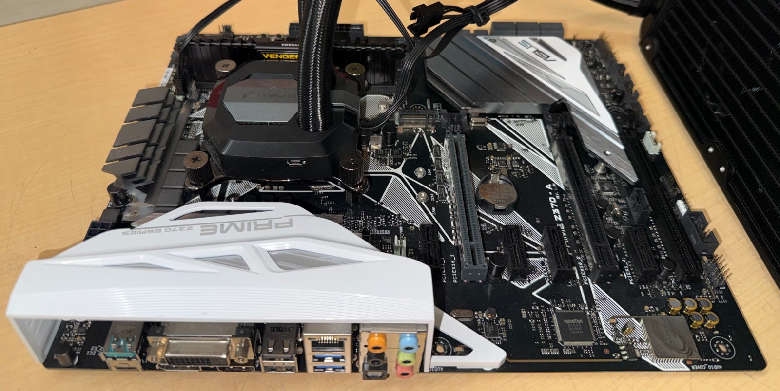ASUS Prime Z370-A LGA 1151 ATX Intel i7-8086K CPU @ 4.00GHz 16Gb DDR3 RAM