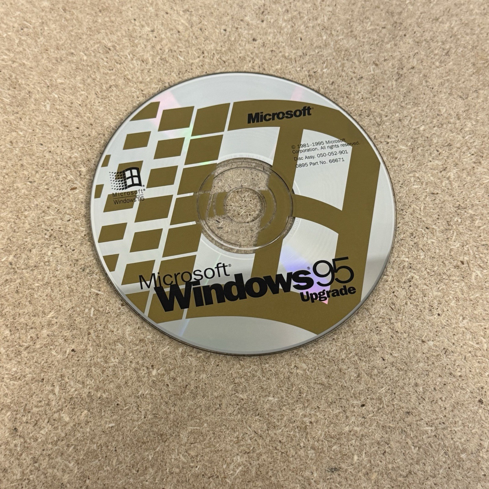 Microsoft Windows 95 Upgrade Big Box Software w/ CD-ROM + Product Key + Manual