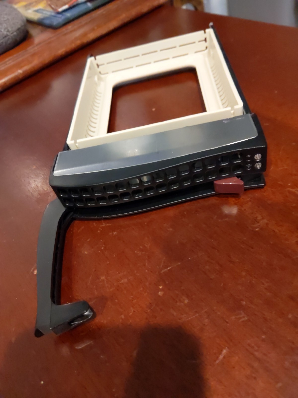 Supermicro 3.5″ Hot-swap HDD Tray Caddy MCP-220-00024-0B 00075-0B SC93301