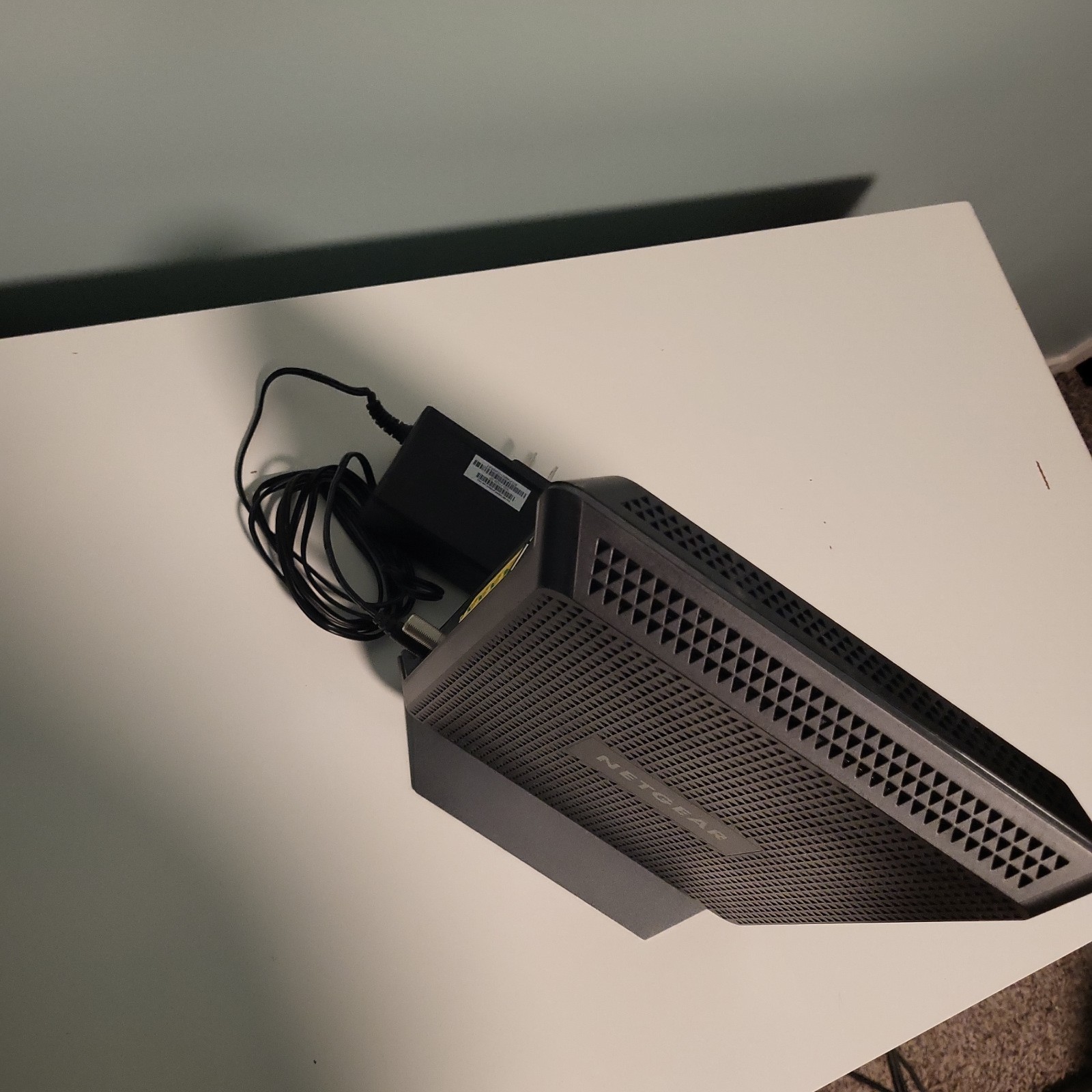 NETGEAR Nighthawk AC1900 C7000V2 Wi Fi Cable Modem Router