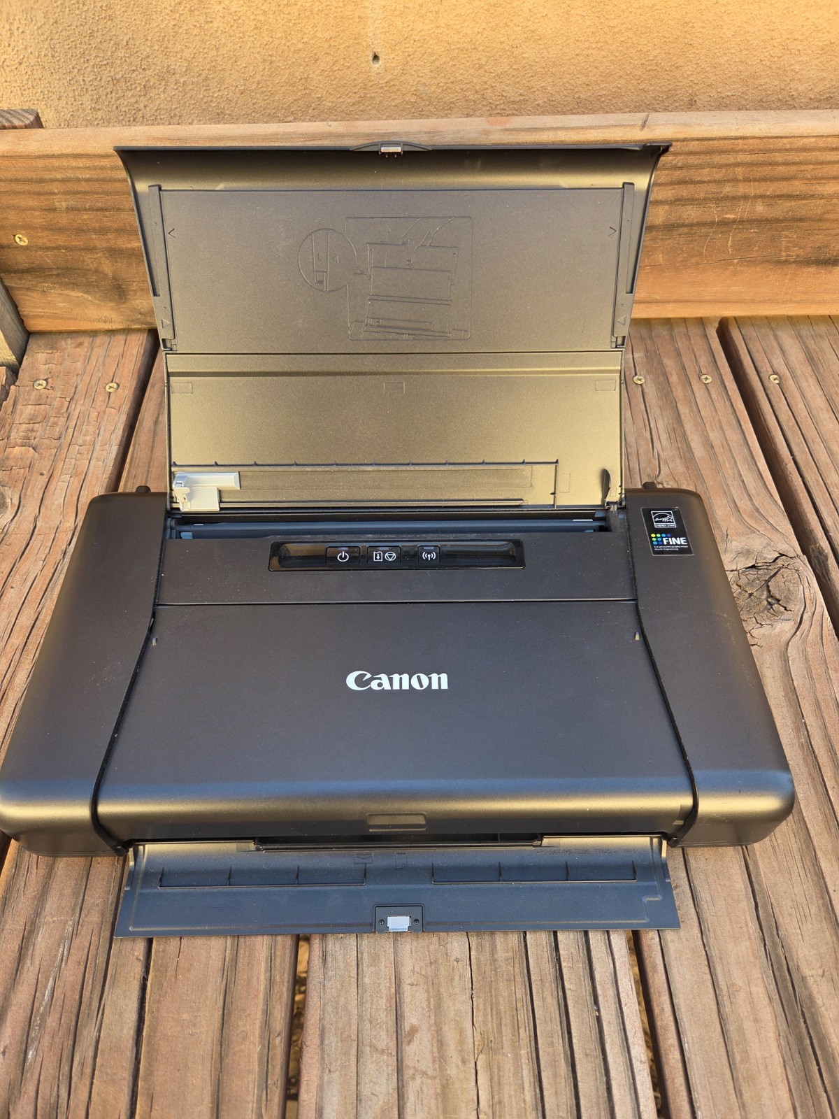 Canon PIXMA iP110 Wireless Mobile Inkjet Printer Portable Travel AirPrint Color