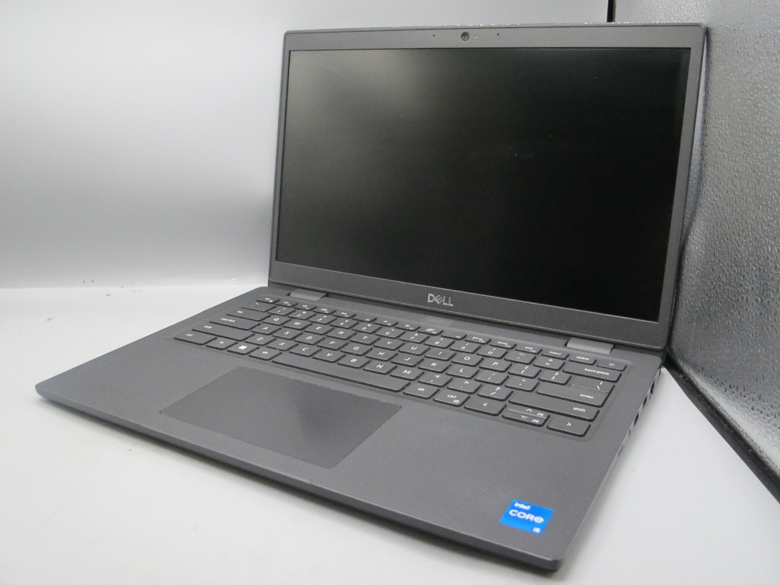 Dell Latitude 3420 14″ (i5-1135G7 2.40GHz-16GB RAM-256GB SSD-Win11Pro) (READ)
