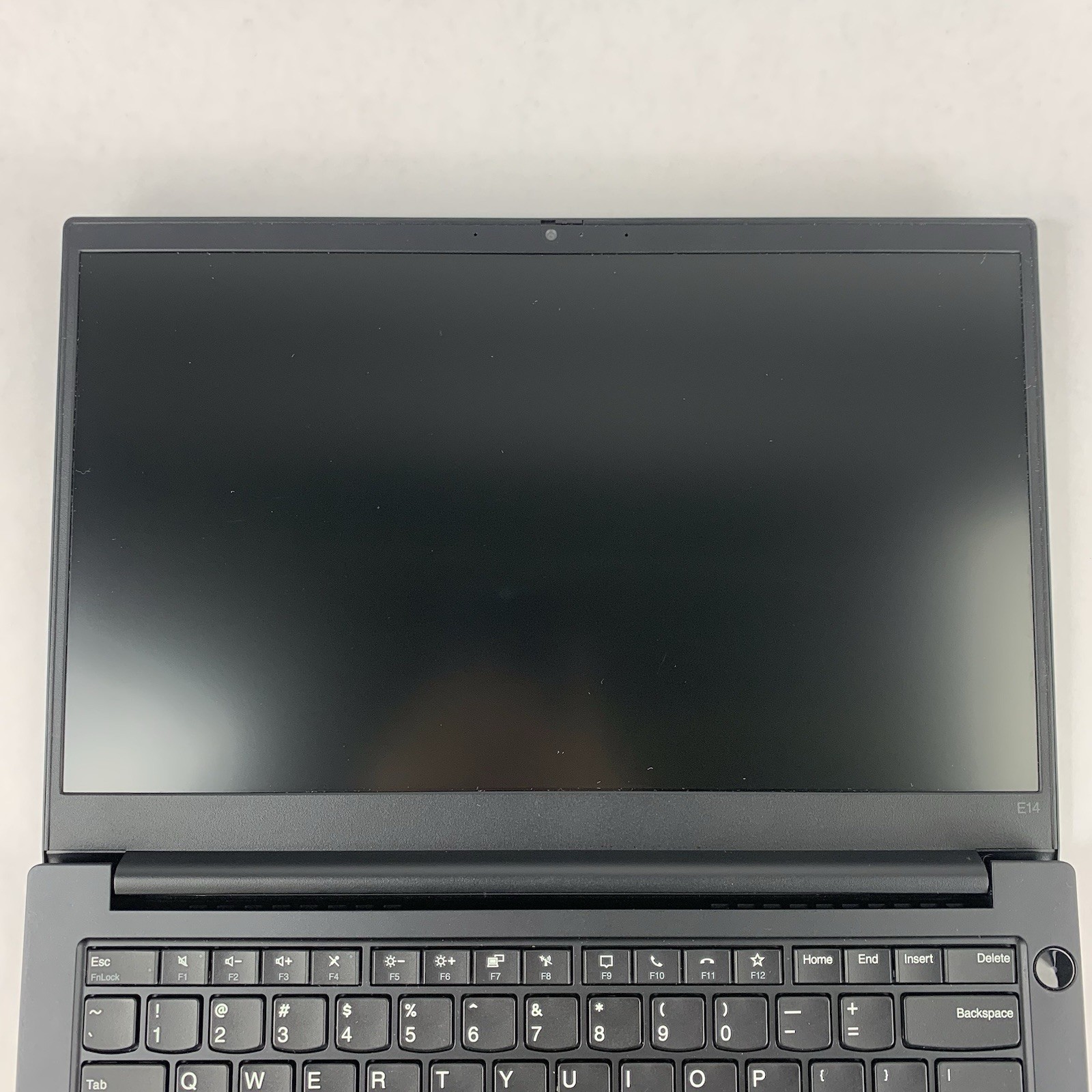 Lenovo ThinkPad E14 Gen 3 14″ Ryzen 5 5500U 2.1Ghz 8 GB Ram No OS/HDD/AC Scratch