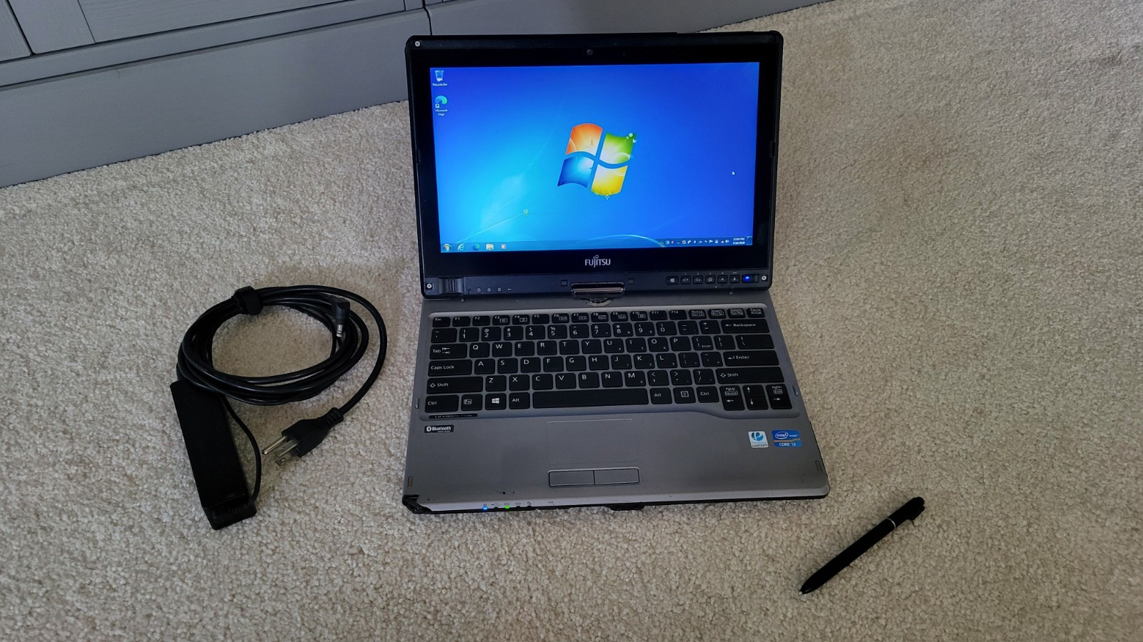 Fujitsu LifeBook T732 Laptop Intel i3-3110M 2.4GHz 8GB RAM 120GB SSD Win 7 Pro