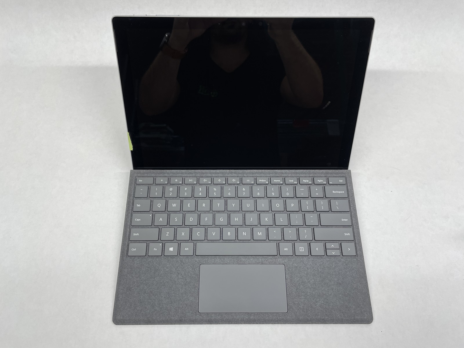 Microsoft Surface Pro 7+ i5-1135G7 16GB 256GB 88% Battery Platinum w/ Keyboard