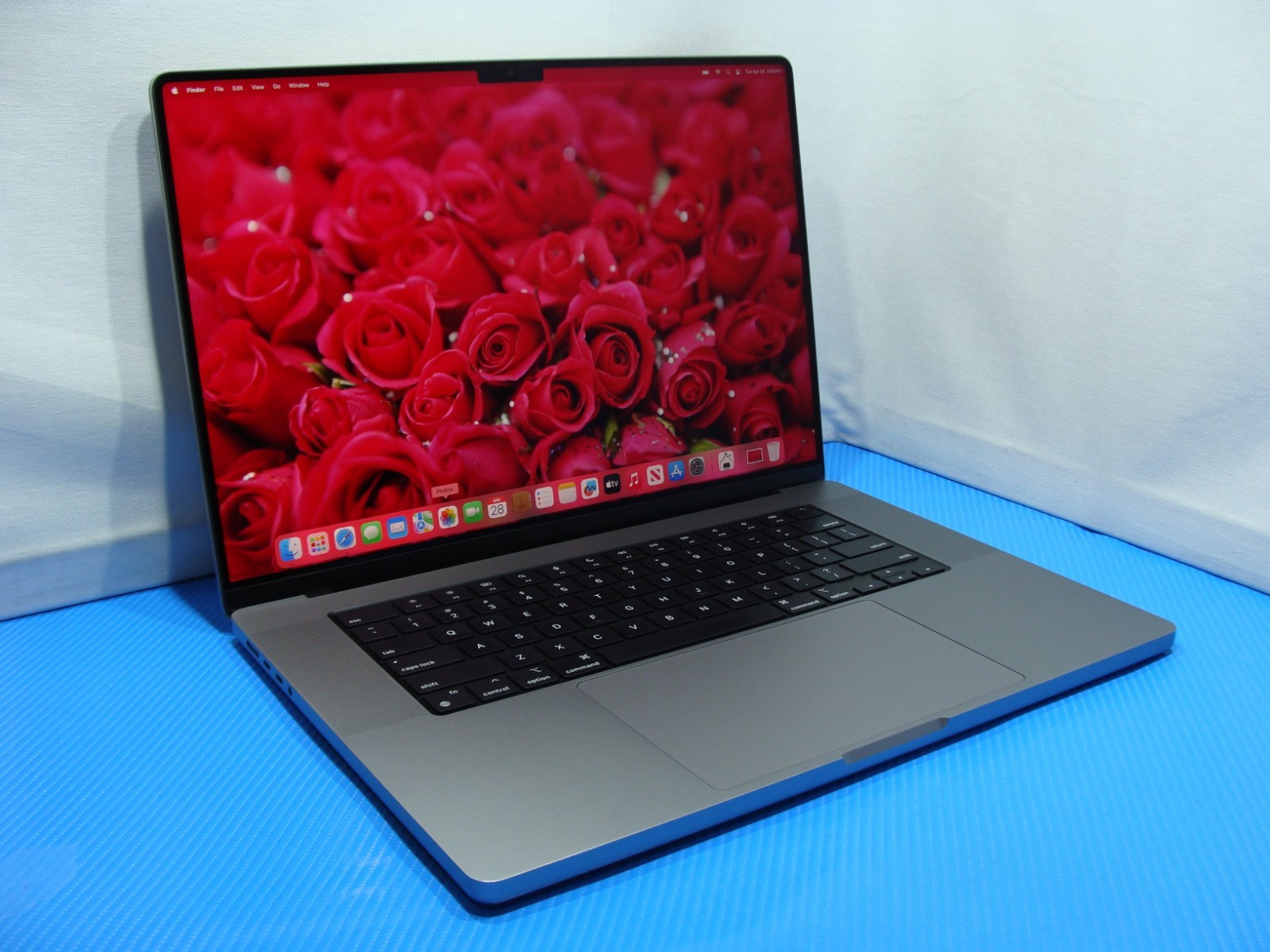 Apple MacBook Pro 16″ 2021 A2485 M1 Pro 3.2GHz 10CPU/16 GPU 32GB 512GB Sequoia