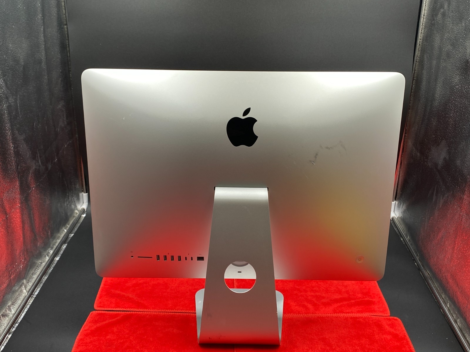 APPLE iMAC 21.5″ A1418 i5 16GB RAM 1TB FUSION DRIVE VENTURA MAC OS (KB+MOUSE)