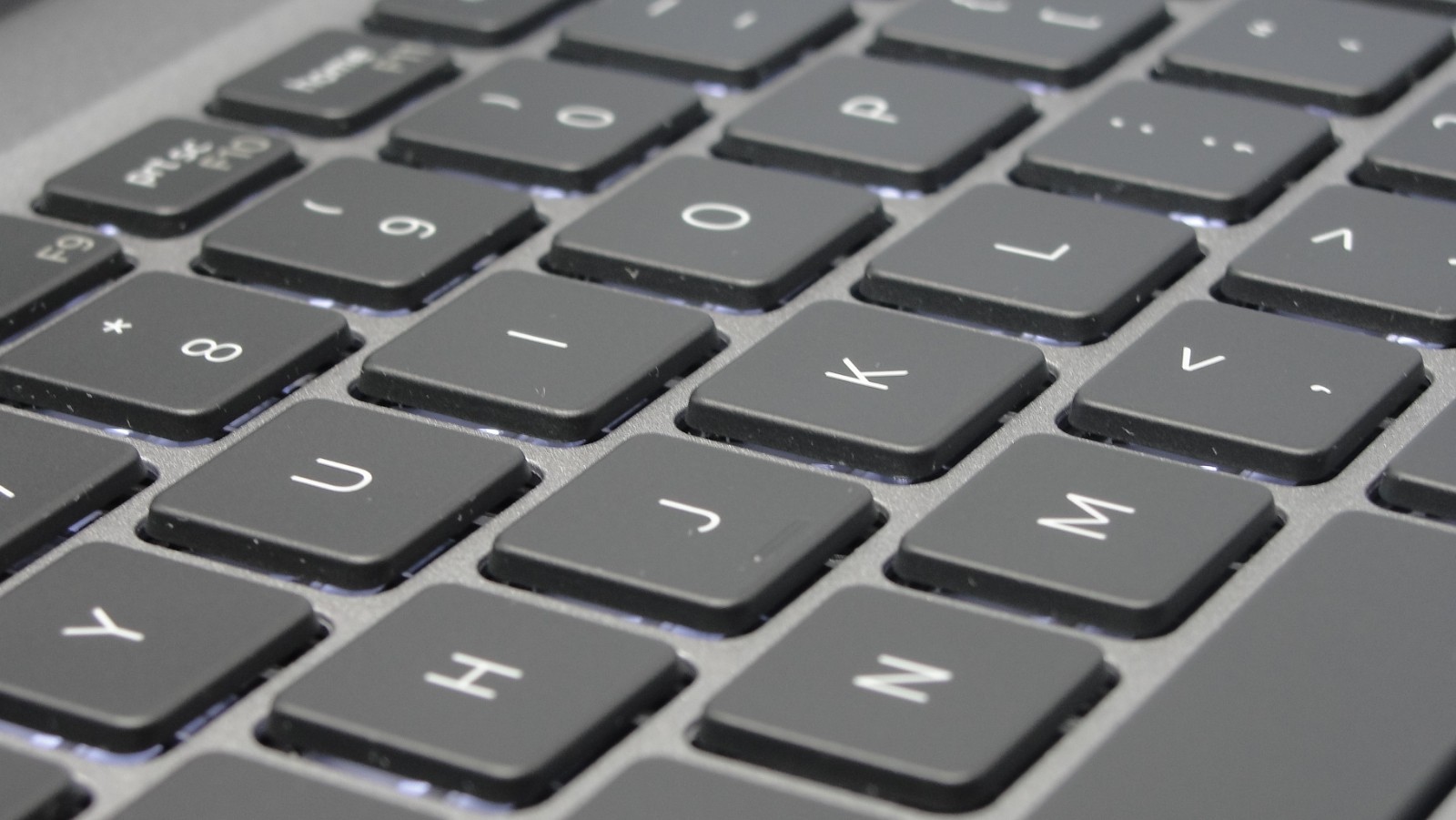 Dell Latitude 5450 14” FHD Ultra 7 165U 32GB 256GB W11P WRTY 08/2027 + Charger