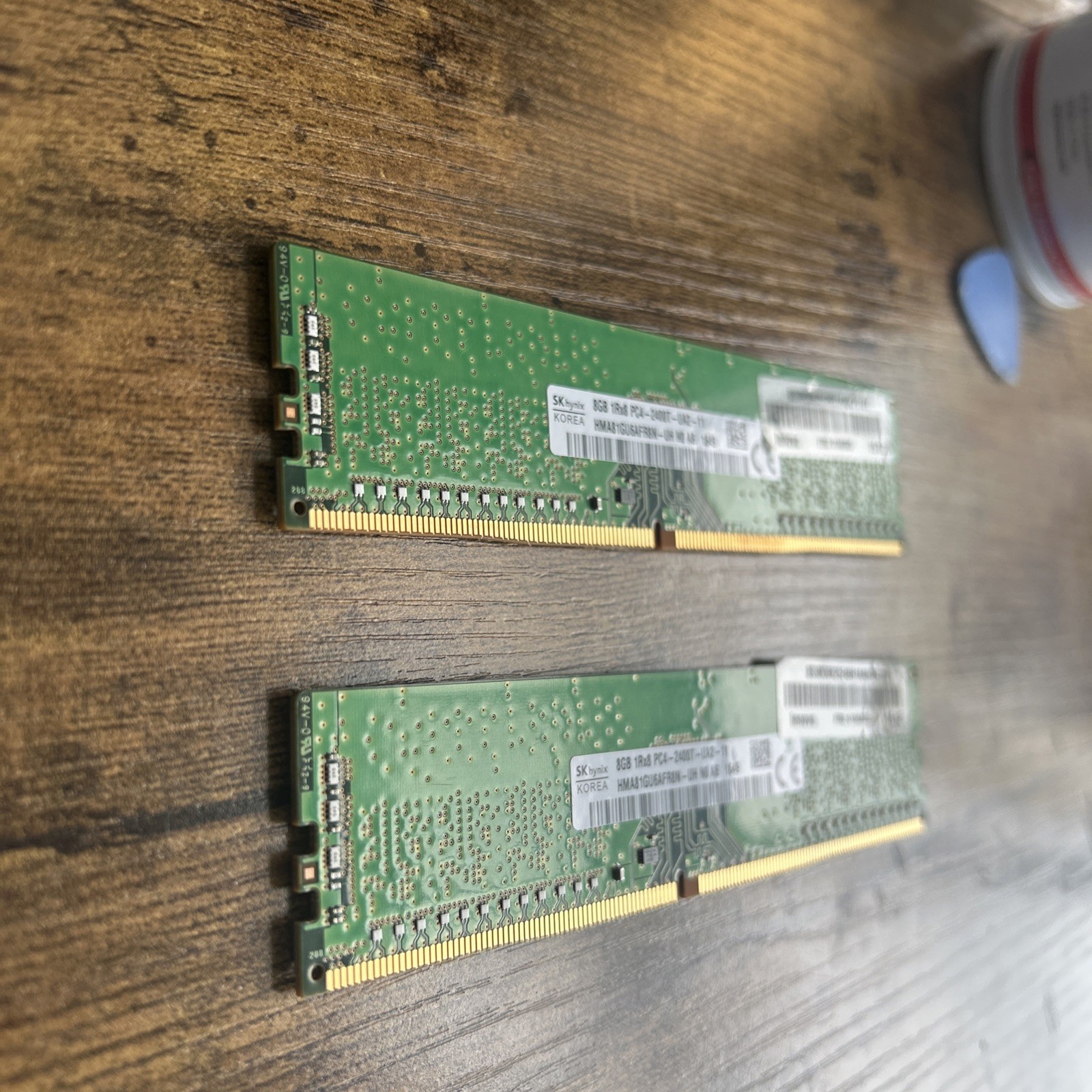 SK HYNIX 16GB DDR4-2400 UDIMM DESKTOP RAM PC4-19200 (2x8GB)