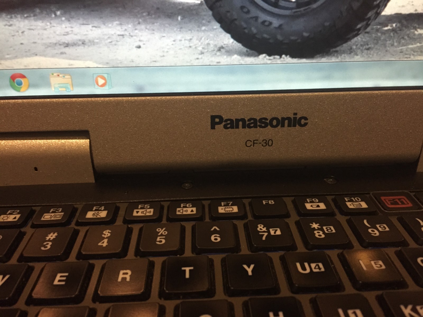 Single Key Replacement for Panasonic ToughBook CF-31, CF-30, CF-52, Backlight