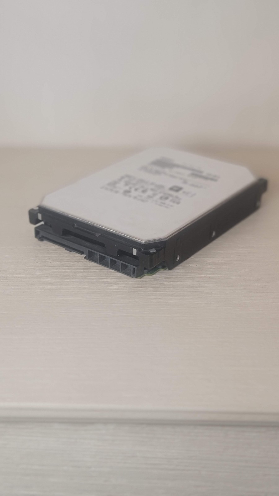 8TB SAS HGST 7.2K 12Gb/s 3.5in 4Kn HDD HUH728080AL5200
