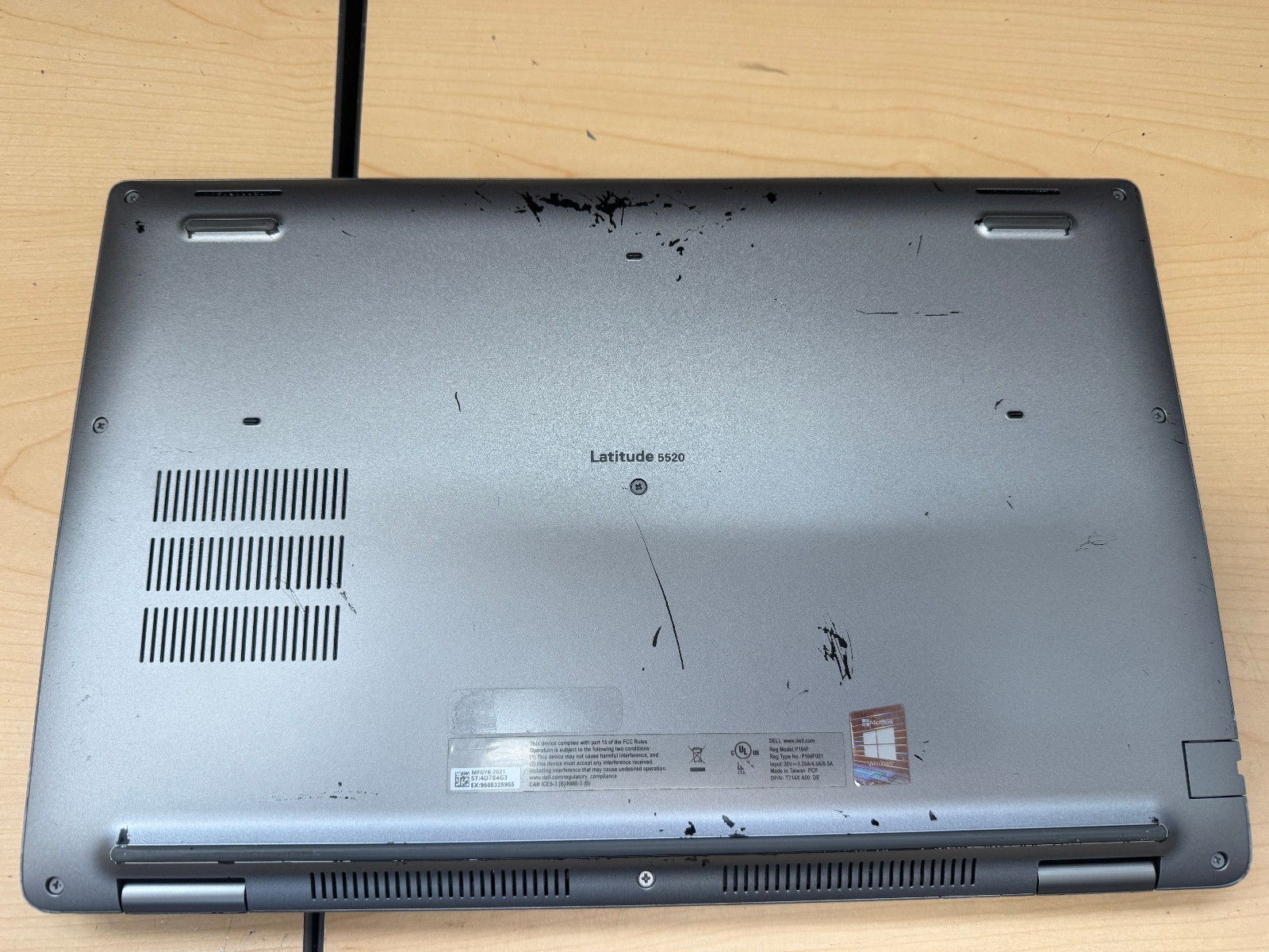 Dell Latitude 5520 Intel(R) Core(TM) i5-1145G7 2.60GHz-16GB RAM-512GB NVMe-NO OS