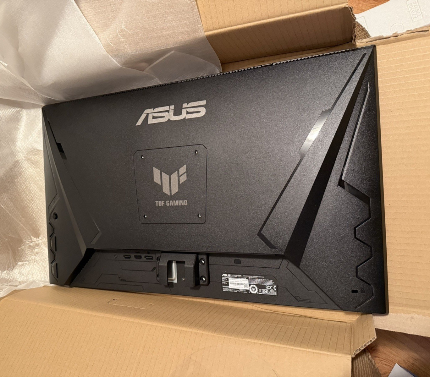 ASUS TUF Gaming 27″ QHD IPS 1ms Gaming Monitor 1440p 240 hz.
