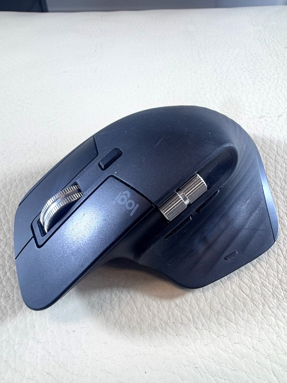 Logitech MX Master 3S bluetooth Wireless Laser Mouse Black READ (no usb dongle)