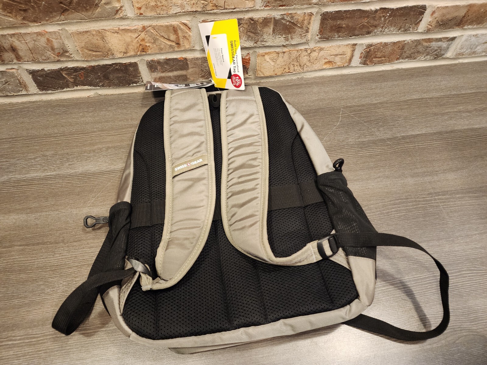 Swissgear 9940110 Backpack with Tablet pocket Fits up to 13” Laptop Pocket Olive