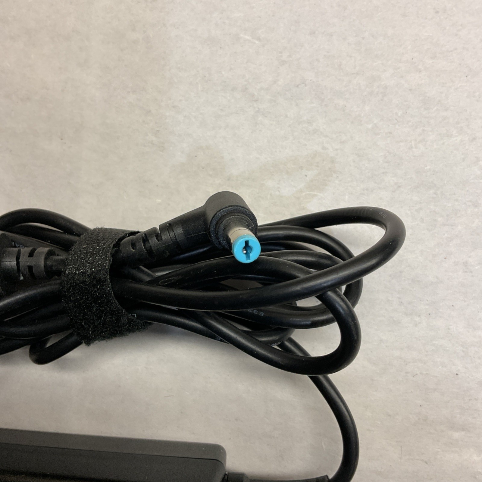 Genuine LITEON PA-1900-32 UNIVERSAL AC Adapter Power Supply 19V 4.74A 5.5mm Tip