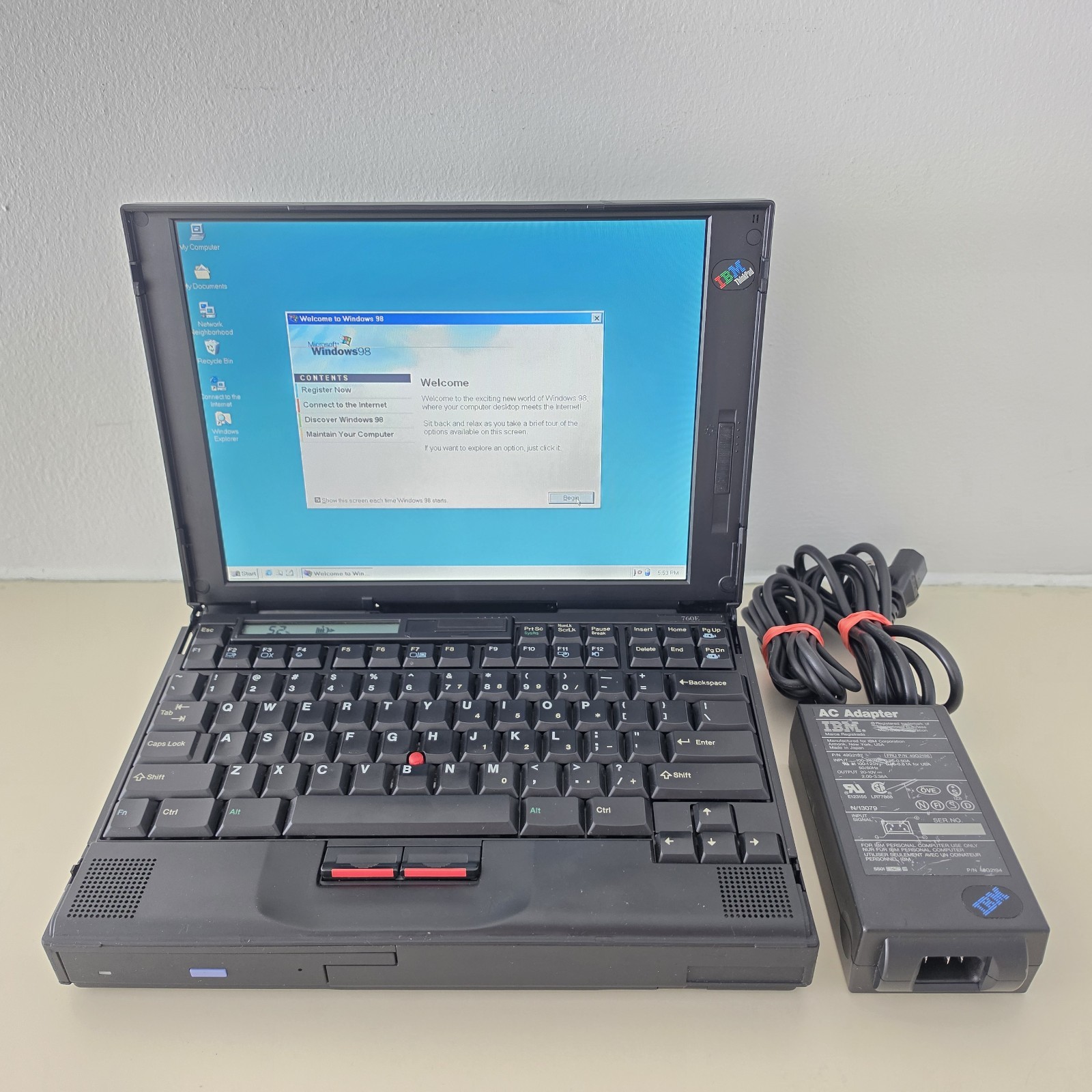 RARE Vintage 12.1″ IBM ThinkPad 760E Laptop – Intel Pentium 72MB RAM 1.33GB HDD