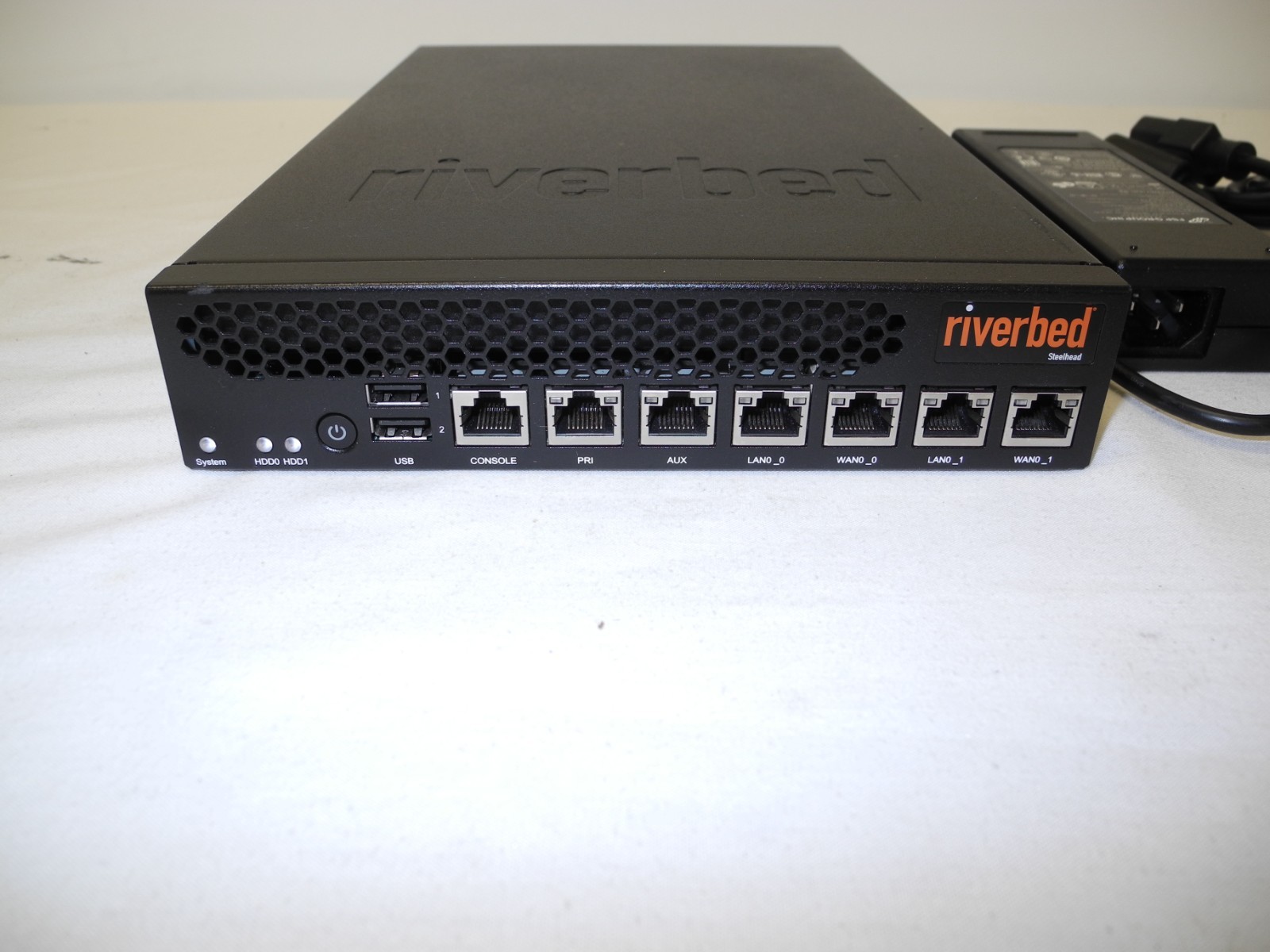 RIVERBED STEELHEAD CX570 NETWORK APPLIANCE CXA-00570-B020 320GB 80GB SSD